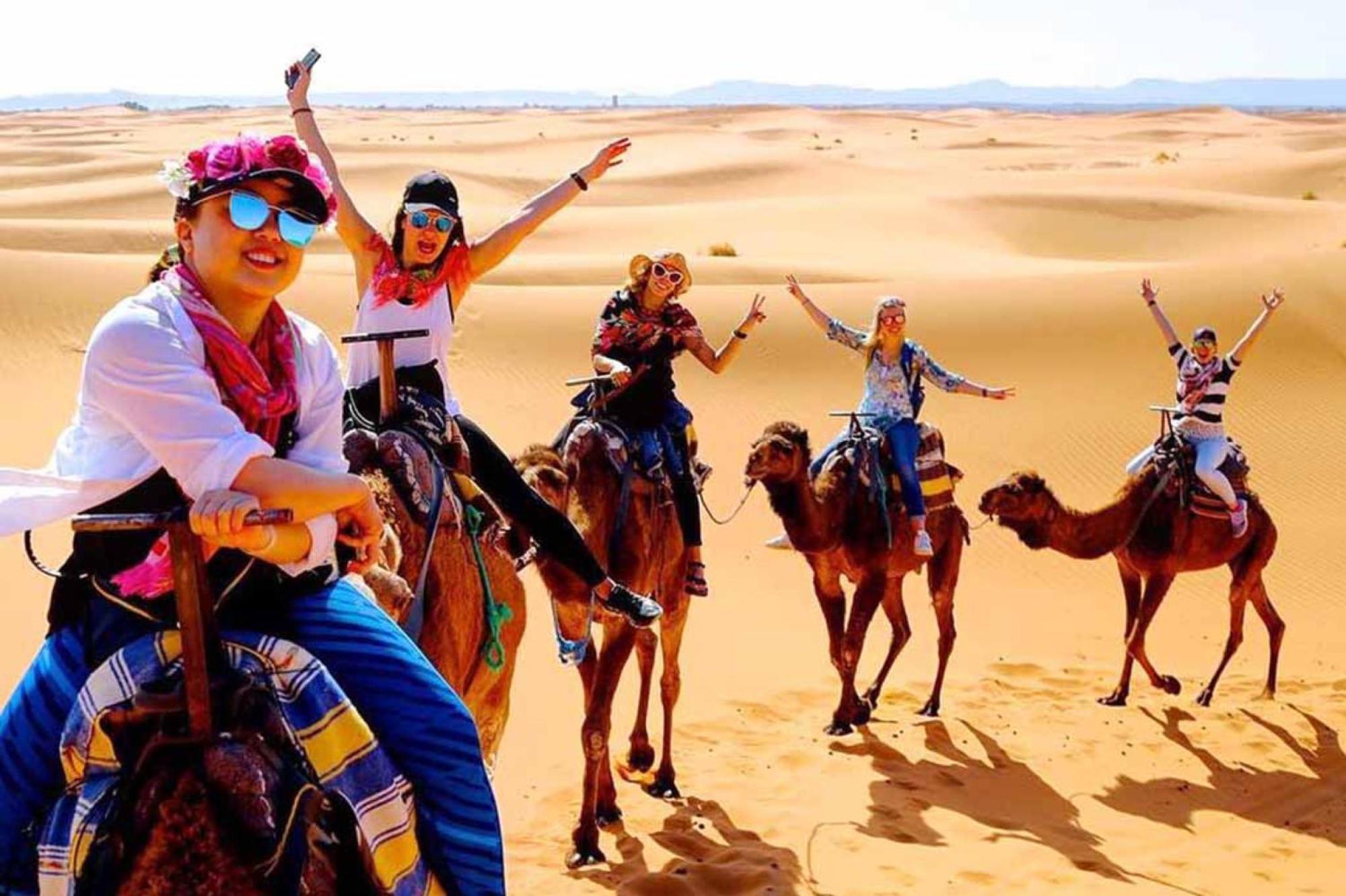 Layali Luxury Desert Camp 梅尔祖卡 外观 照片