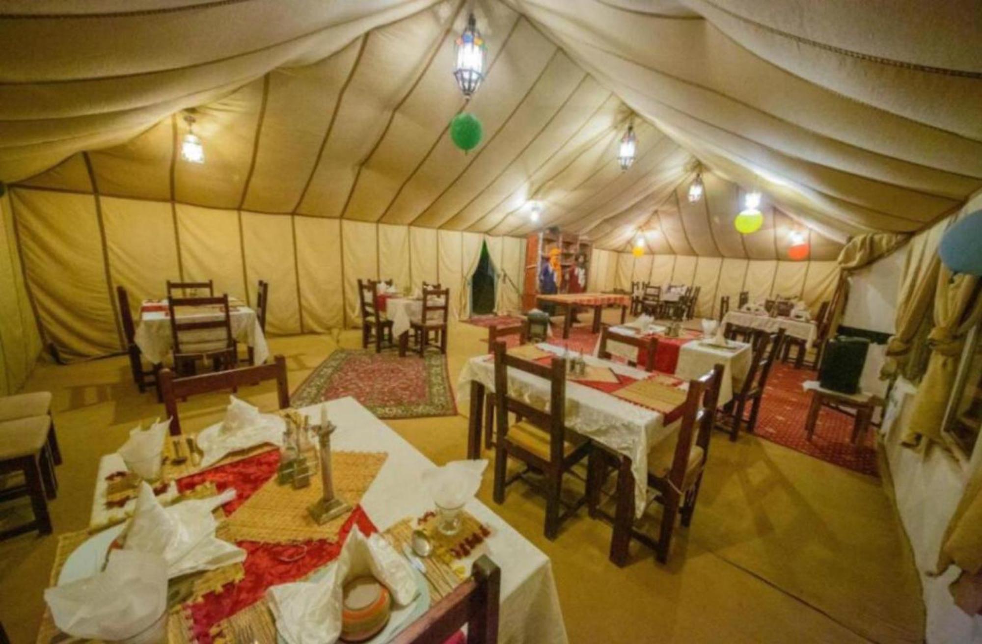 Layali Luxury Desert Camp 梅尔祖卡 外观 照片
