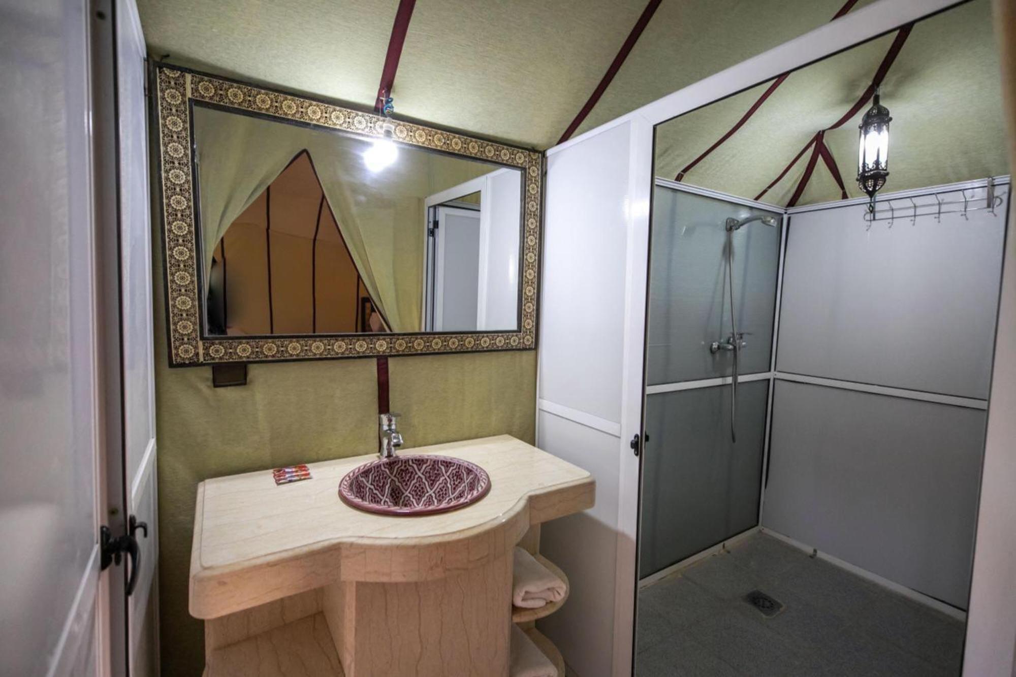 Layali Luxury Desert Camp 梅尔祖卡 外观 照片
