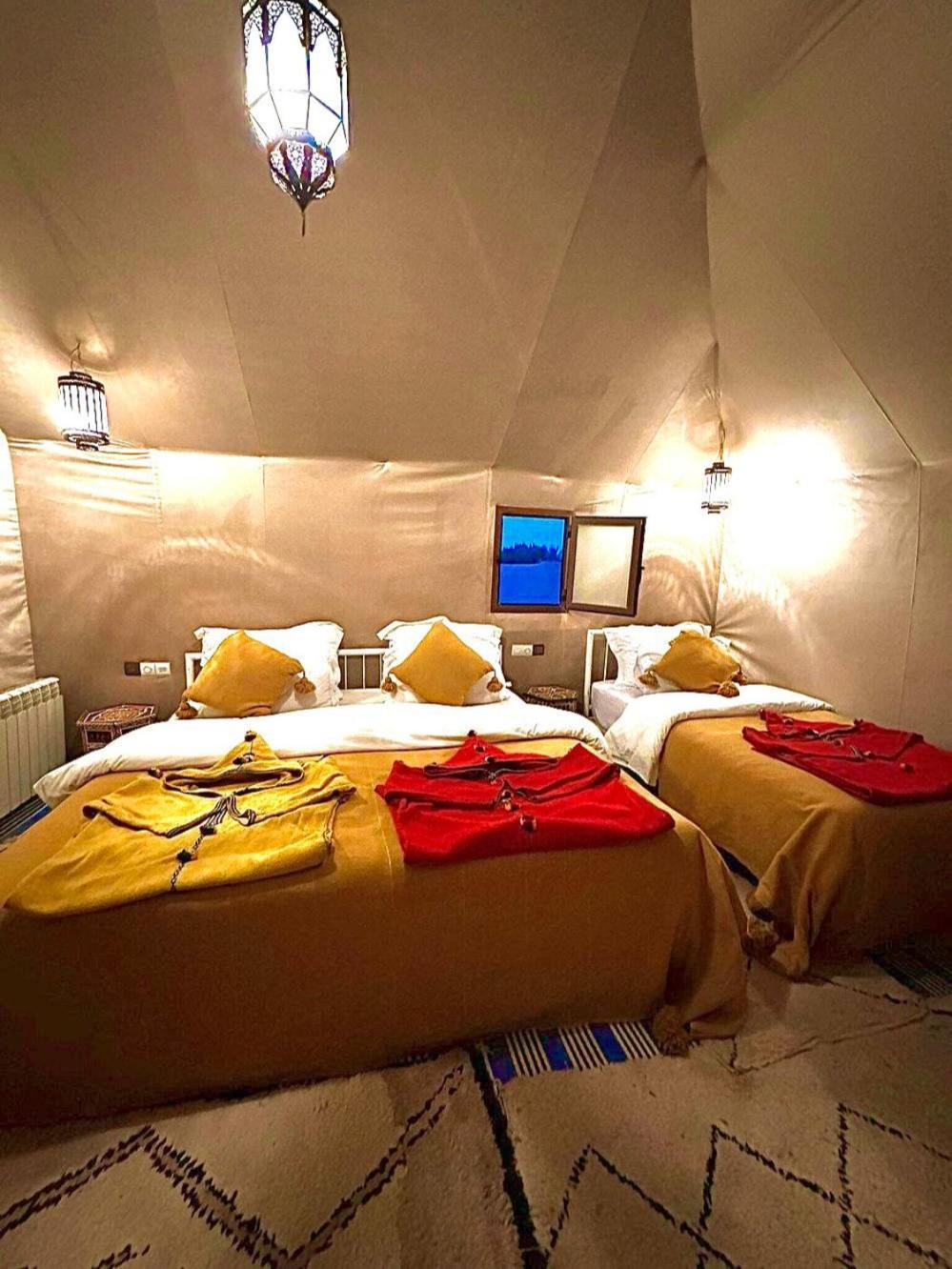 Layali Luxury Desert Camp 梅尔祖卡 外观 照片