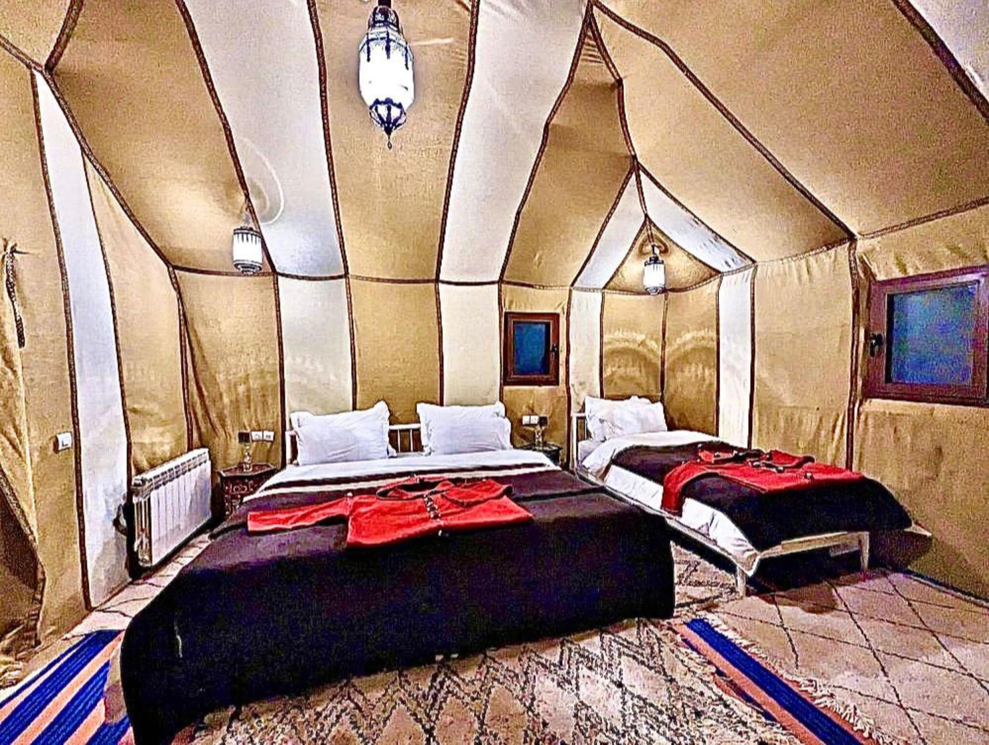 Layali Luxury Desert Camp 梅尔祖卡 外观 照片
