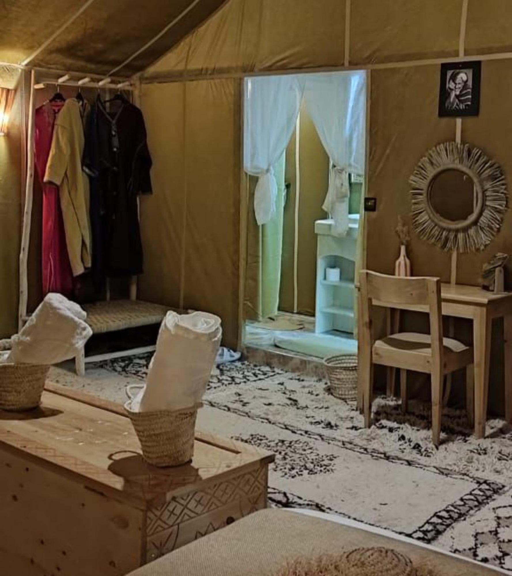 Layali Luxury Desert Camp 梅尔祖卡 外观 照片