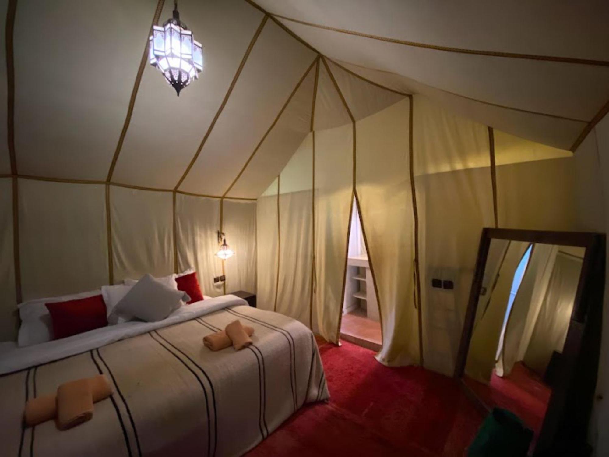 Layali Luxury Desert Camp 梅尔祖卡 外观 照片