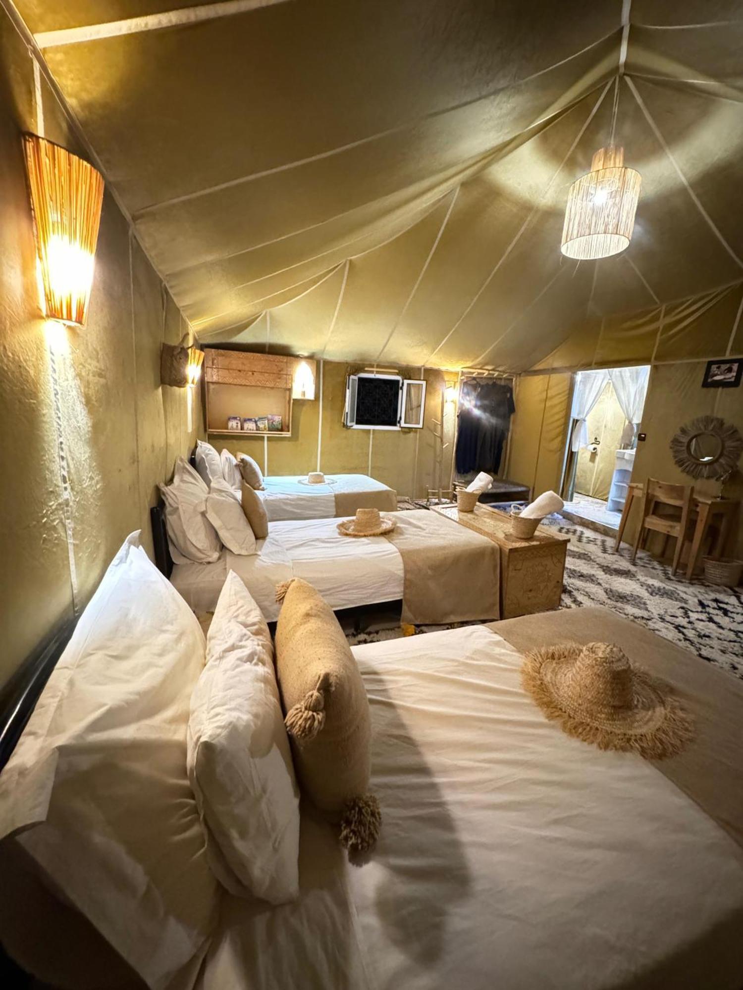 Layali Luxury Desert Camp 梅尔祖卡 外观 照片